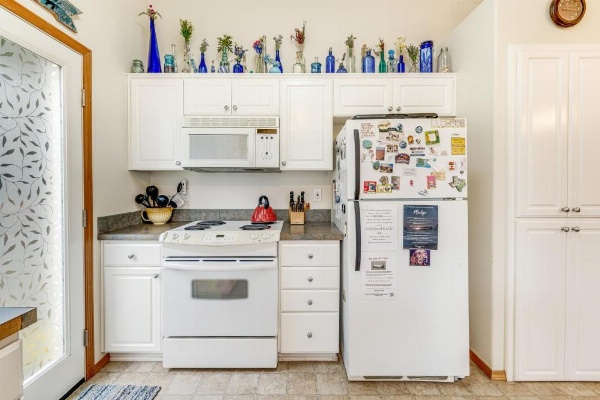 Cedar Creek Retreat image 11