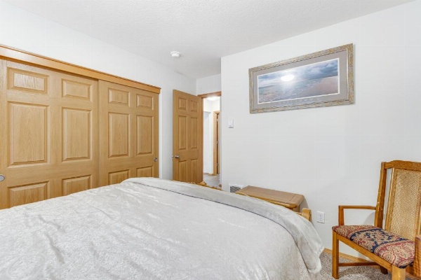 Cedar Creek Retreat image 18