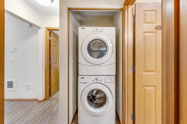 Cedar Creek Retreat image 20