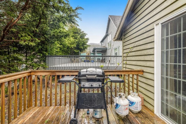 Cedar Creek Retreat image 23