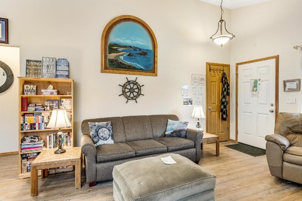 Cedar Creek Retreat Main image